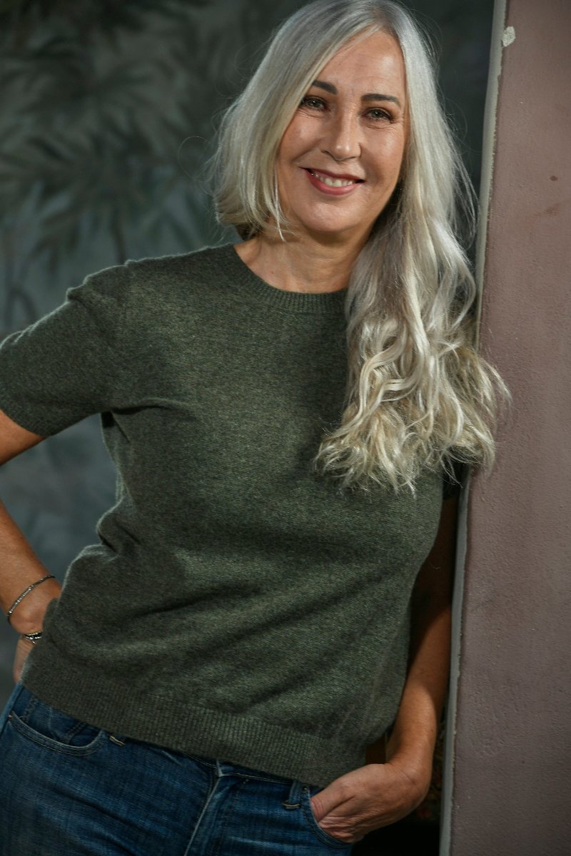 Anna Cashmere short-sleeved knit Army green